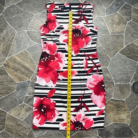 ALYXdress Floral Print Dress - Picture 11 of 11